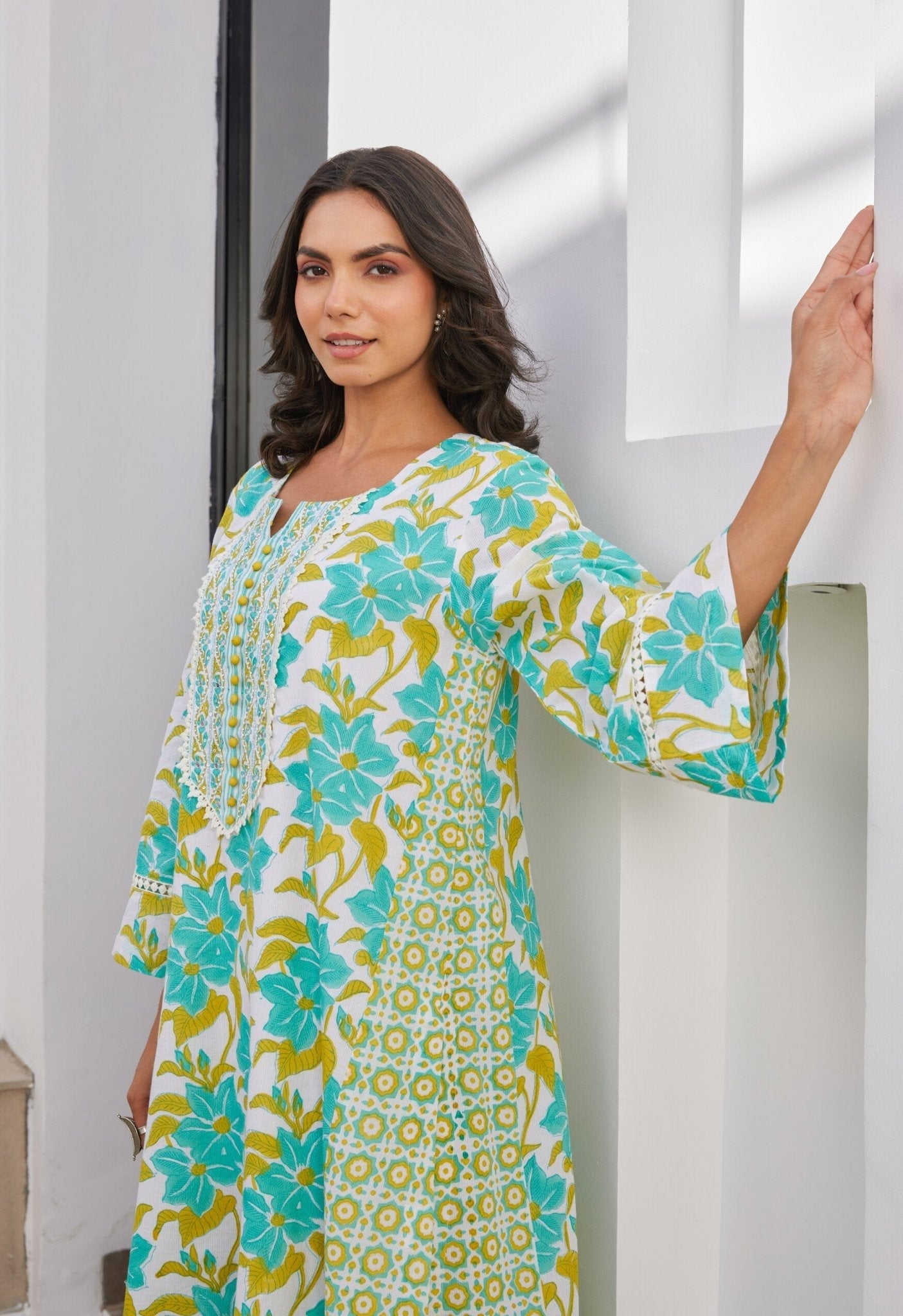 Green Floral Hand Block Printed Kurta Set With Dupatta - Tara - C - Tara