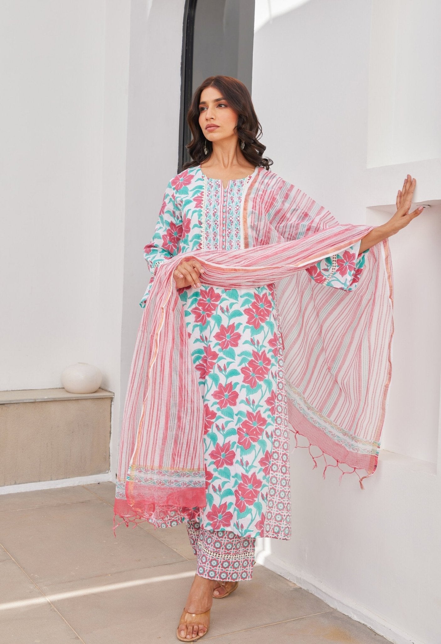 Pink Floral Hand Block Printed Kurta Set With Dupatta - Tara - C - Tara