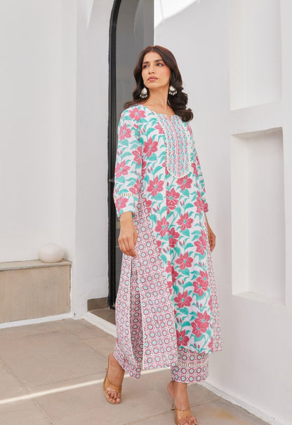 Pink Floral Hand Block Printed Kurta Set With Dupatta - Tara - C - Tara