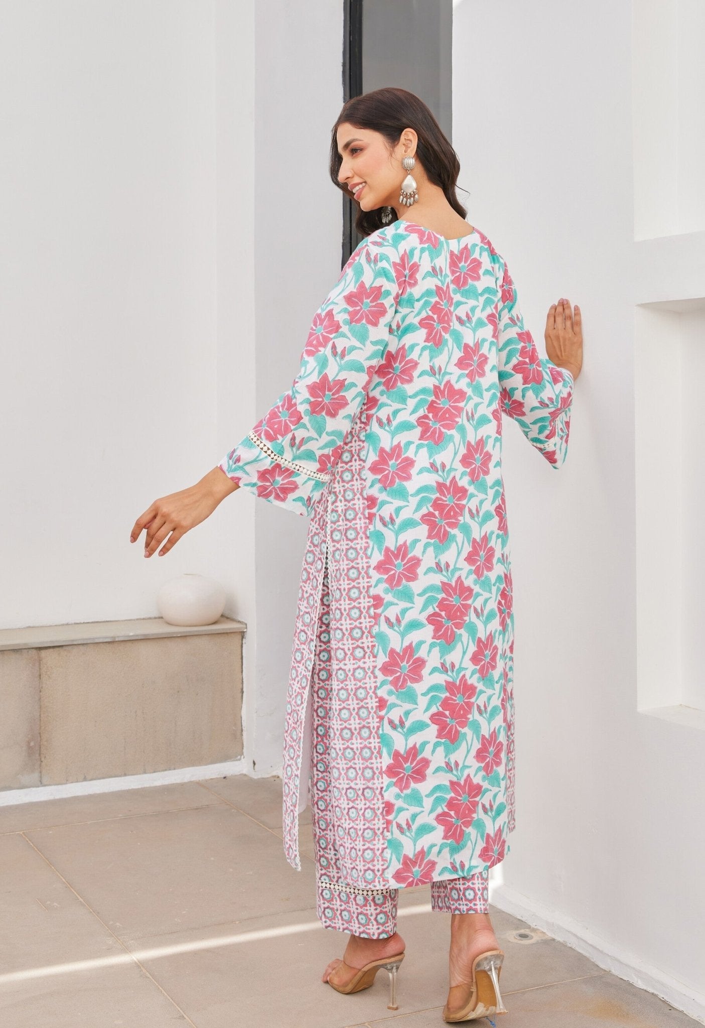 Pink Floral Hand Block Printed Kurta Set With Dupatta - Tara - C - Tara