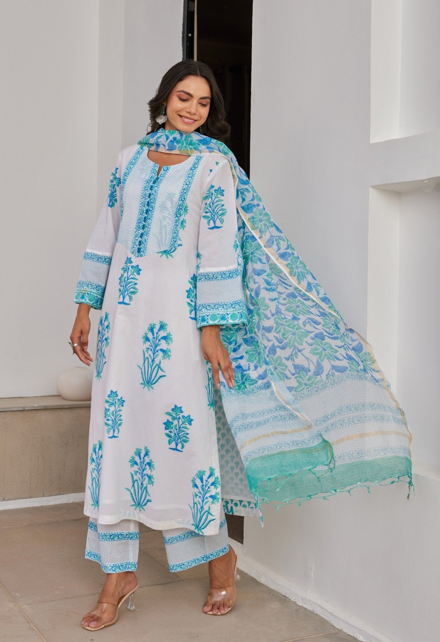 White Blue Floral Hand Block Printed kurta Set - Tara - C - Tara