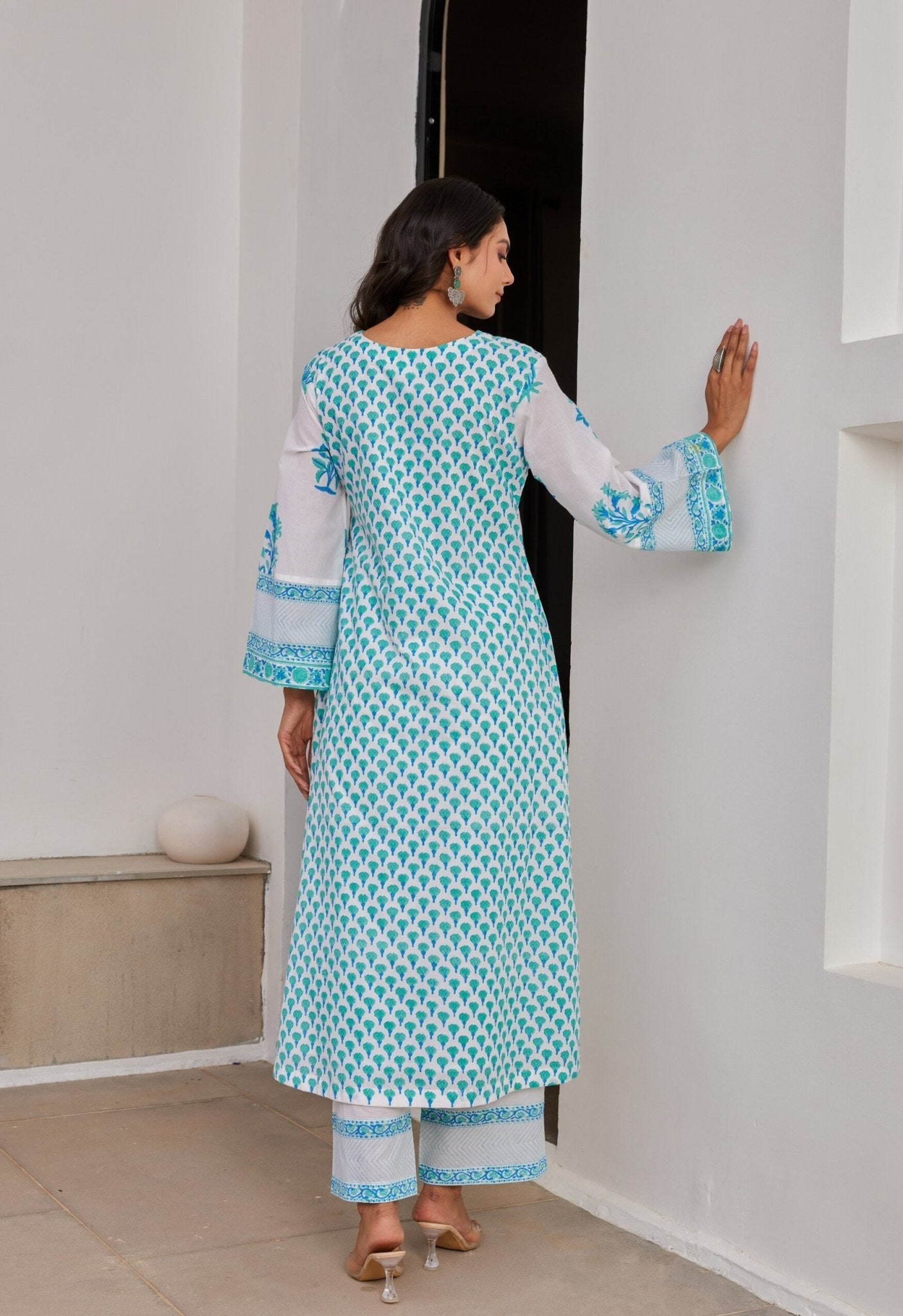 White Blue Floral Hand Block Printed kurta Set - Tara - C - Tara