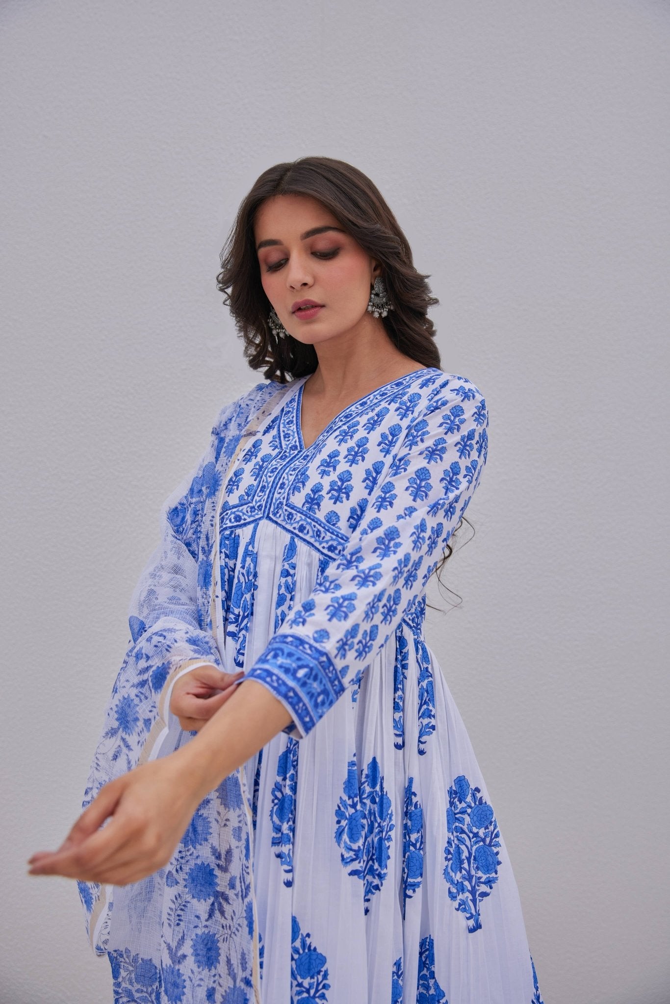 White Blue Hand Block Printed Kurta Set - Tara - C - Tara