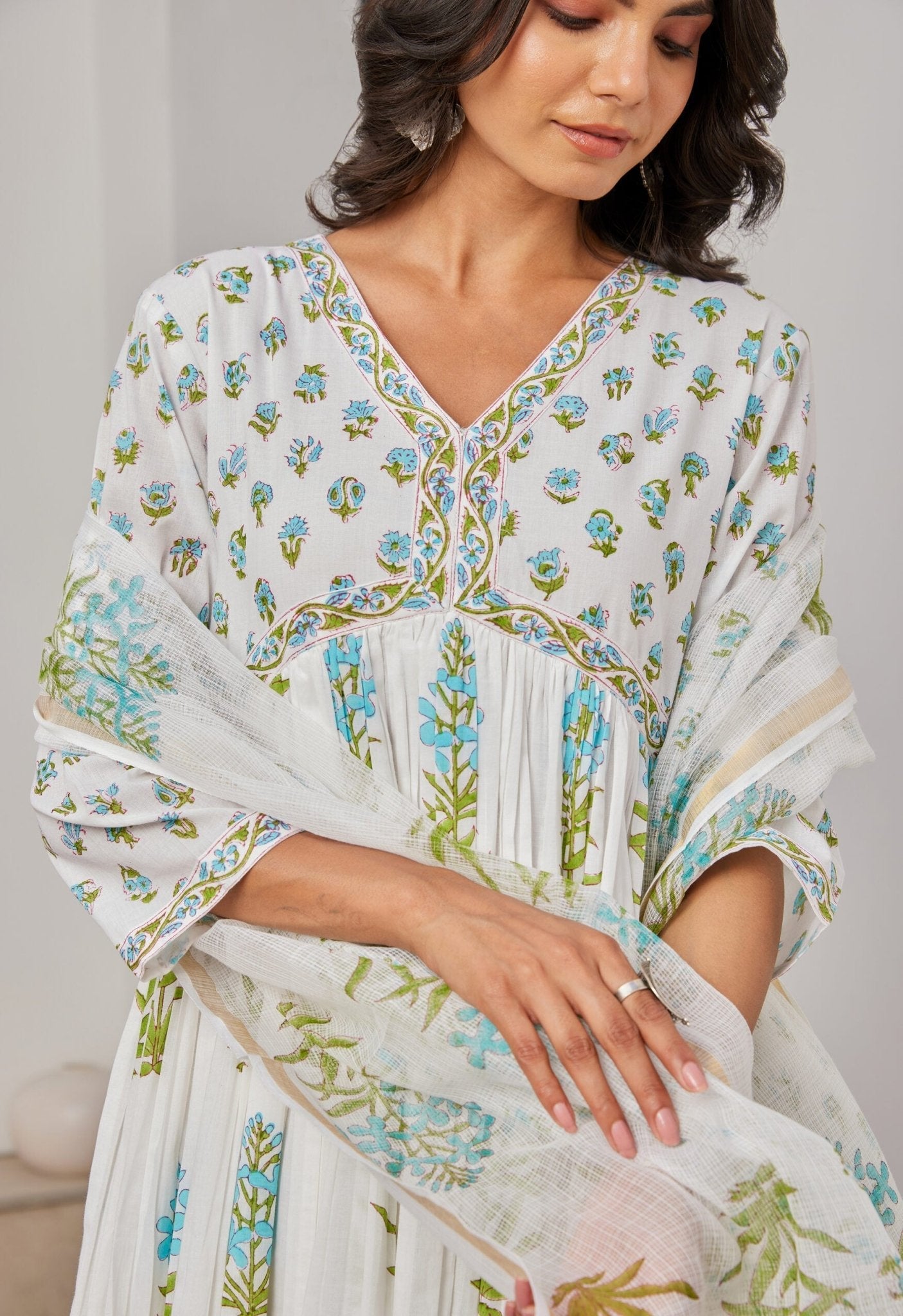 White Cotton Hand Block Printed Kurta Set With Dupatta - Tara - C - Tara