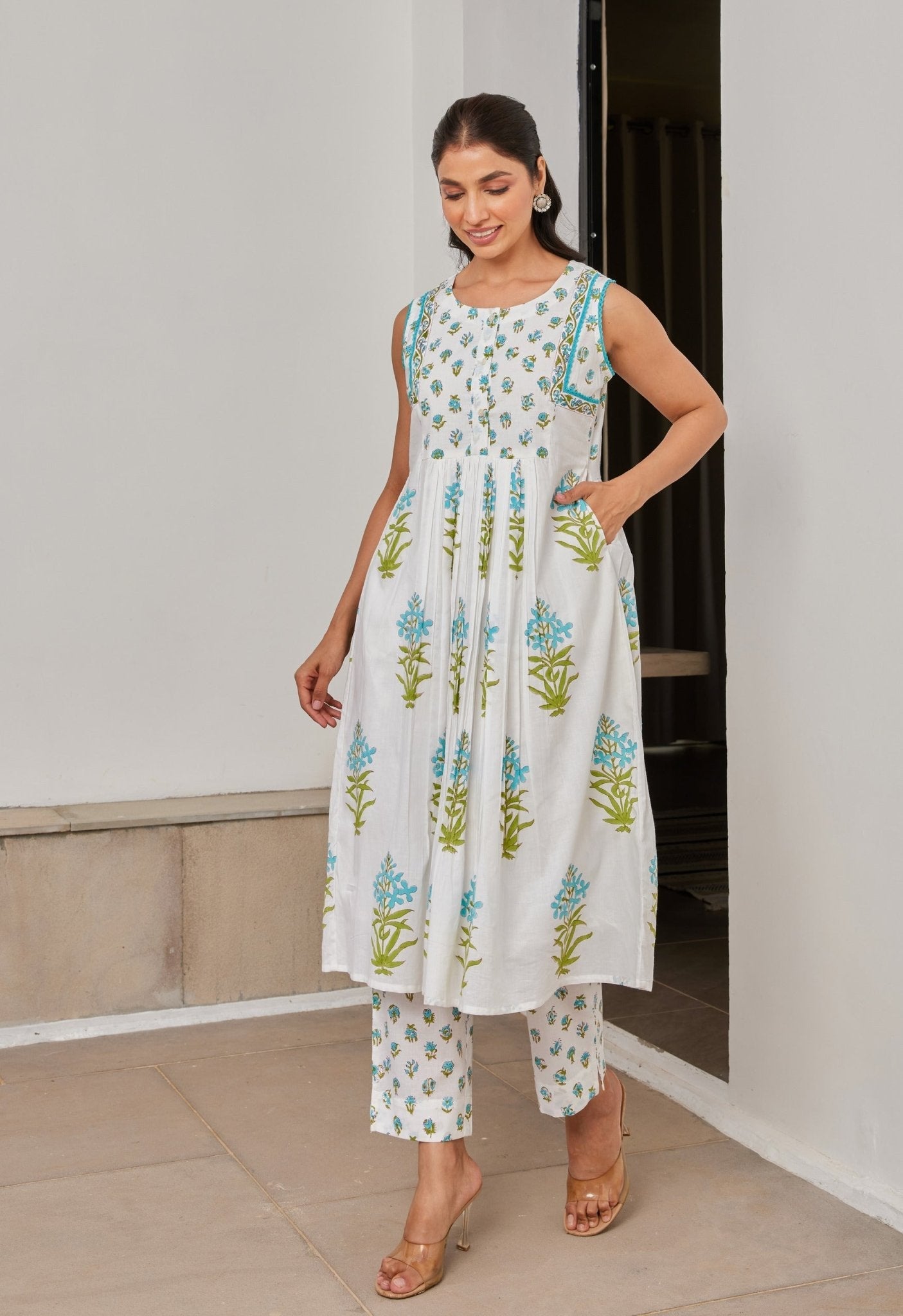 White Floral Hand Block Printed Kurta Set With Dupatta - Tara - C - Tara