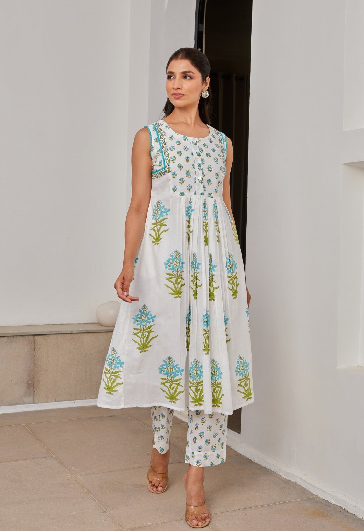 White Floral Hand Block Printed Kurta Set With Dupatta - Tara - C - Tara
