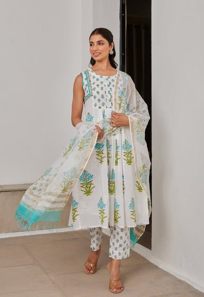 White Floral Hand Block Printed Kurta Set With Dupatta - Tara - C - Tara